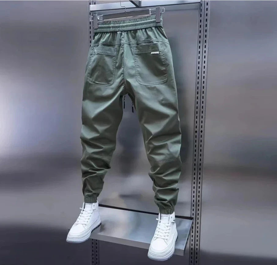 Van Vliet™ | Sportbroek met details