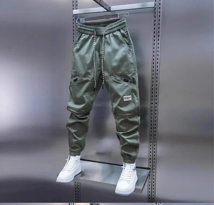 Van Vliet™ | Sportbroek met details